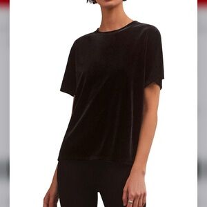 Z Supply Simone Velvet Top in a size L. NWT